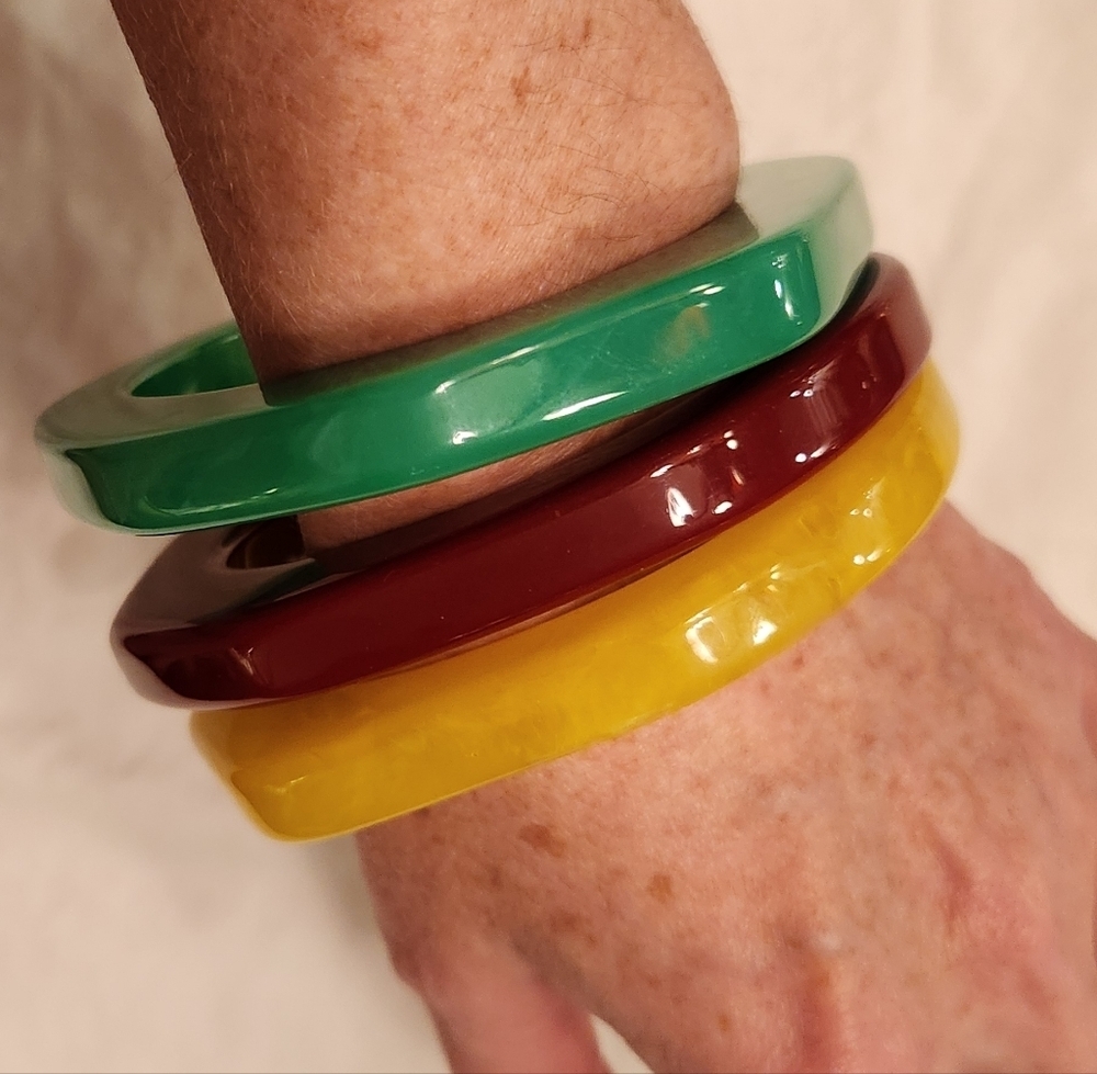 LOT Stacking Bangle Bracelets - Picture 3 of 5